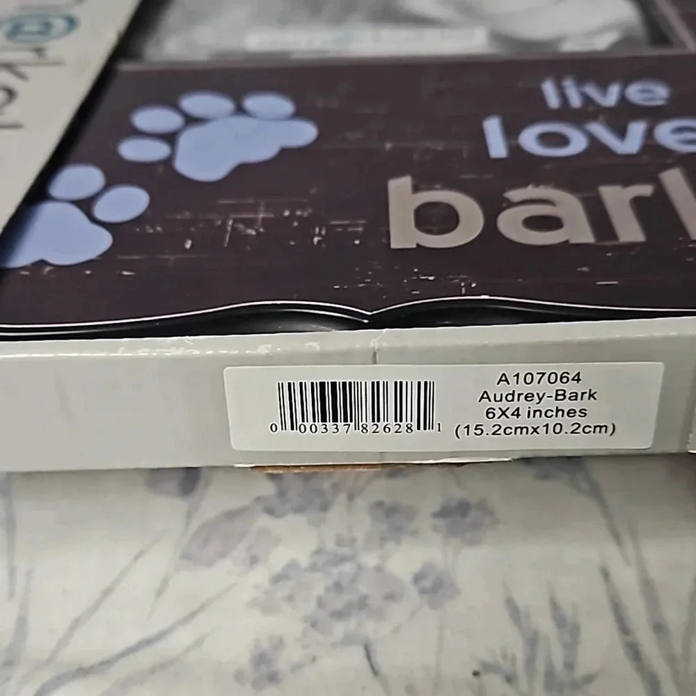 LIVE LOVE BARK - Picture 9 of 9